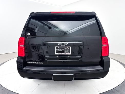 Used 2017 Chevrolet Suburban LT w/ Luxury Package image 18