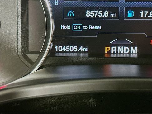 Used 2018 Ford Expedition Limited w/ Equipment Group 301A RWD image 15