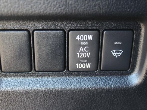 Used 2022 Toyota 4Runner TRD Off-Road image 32