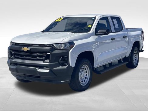 Used 2023 Chevrolet Colorado W/T w/ Advanced Trailering Package image 8