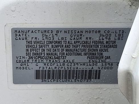 Used 2019 Nissan Kicks S image 27