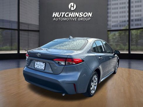 Used 2025 Toyota Corolla LE image 3