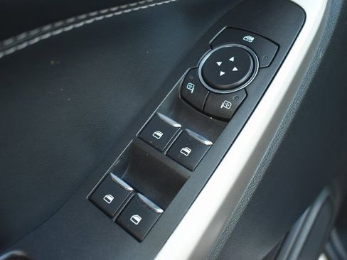 Used 2022 Ford Explorer XLT w/ Equipment Group 202A image 15