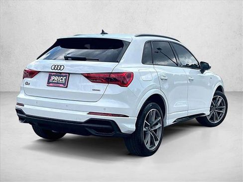 Used 2025 Audi Q3 2.0T Premium w/ Convenience Package AWD/4WD image 2