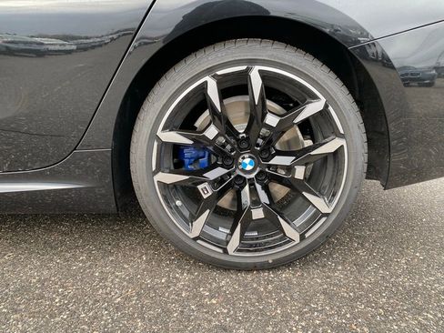 New 2026 BMW 330i xDrive Sedan w/ M Sport Package AWD/4WD image 5