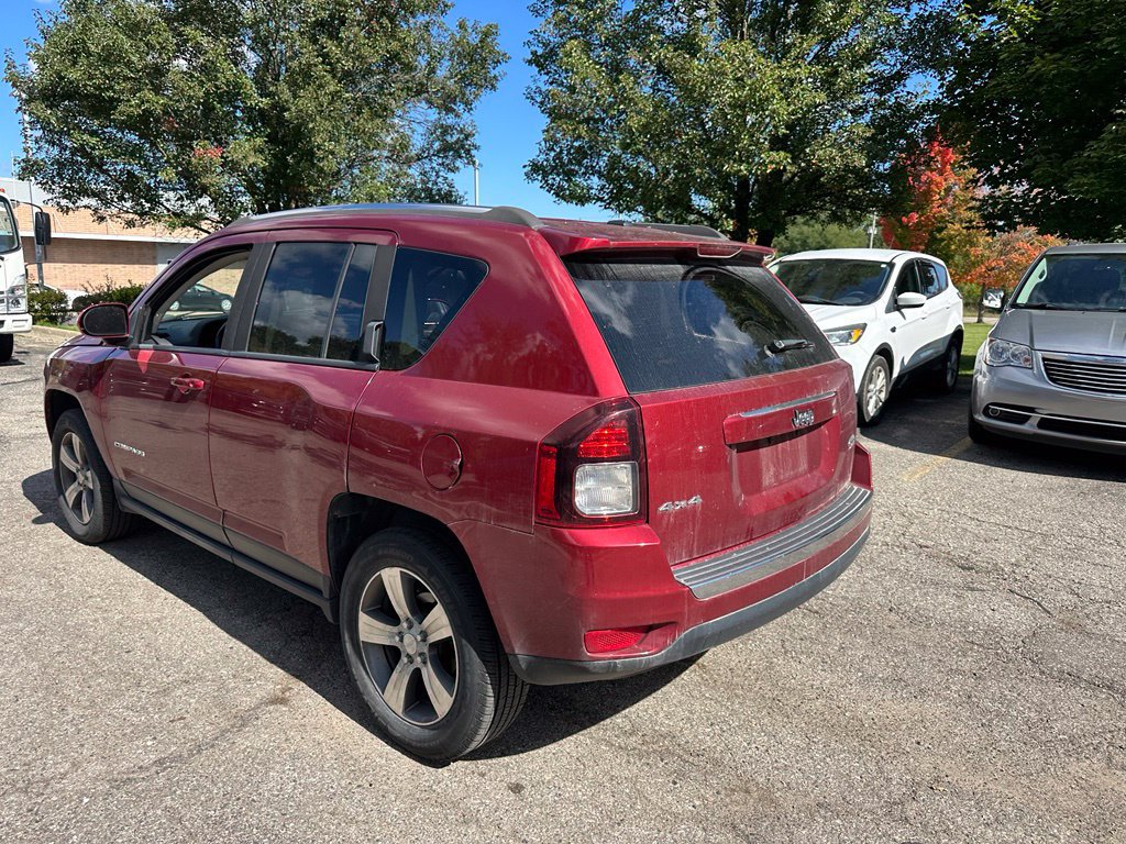 Used 2017 Jeep Compass High Altitude AWD/4WD image 3
