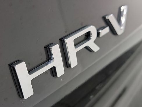 Certified 2025 Honda HR-V LX image 33