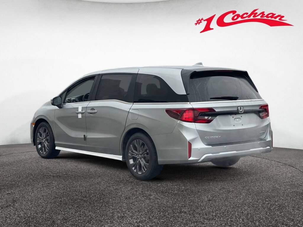 New 2027 Honda Odyssey Touring image 4
