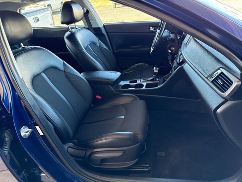 Used 2018 Kia Optima S w/ Pano Sport Package image 27