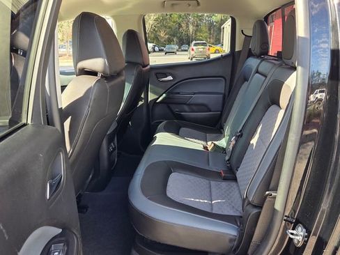 Used 2019 Chevrolet Colorado Z71 image 9