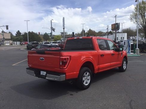 Used 2021 Ford F150 XLT image 3