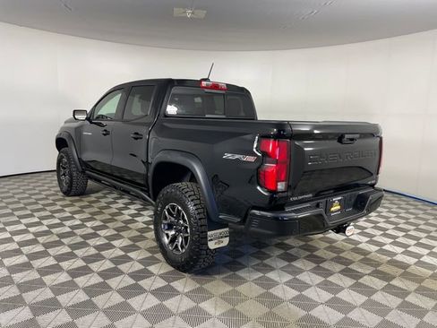 New 2026 Chevrolet Colorado ZR2 w/ Technology Package AWD/4WD image 19