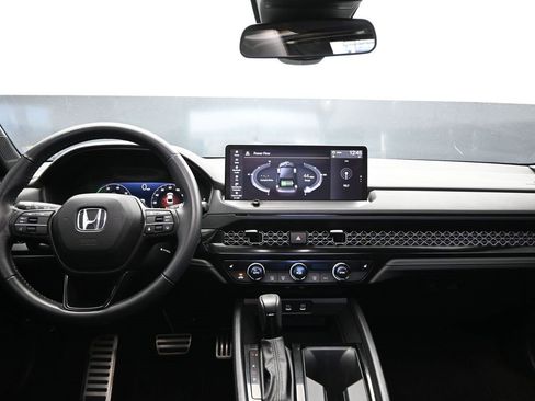 Used 2024 Honda Accord Sport image 19