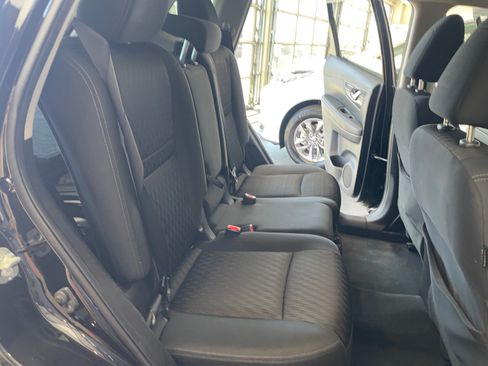 Used 2020 Nissan Rogue SV AWD/4WD image 16