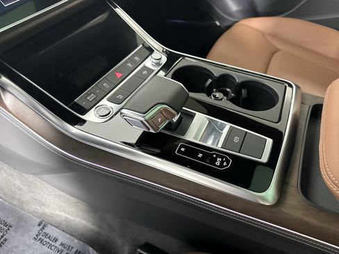 Certified 2025 Audi Q8 Premium Plus w/ Premium Plus Package AWD/4WD image 17