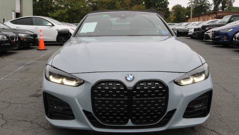 Used 2022 BMW 430i Convertible w/ M Sport Package RWD image 2