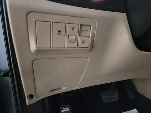 Used 2010 Hyundai Santa Fe Limited image 25