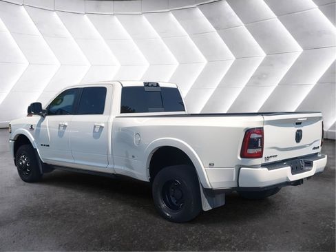 Used 2022 RAM 3500 Limited AWD/4WD image 4