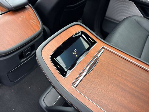 New 2026 Lincoln Navigator Black Label AWD/4WD image 33