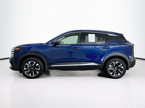 Used 2025 Nissan Kicks SR AWD/4WD image 4