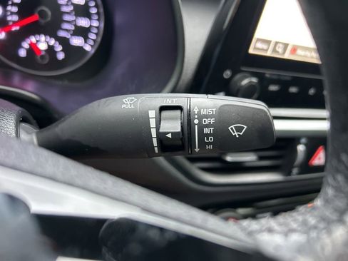 Used 2024 Kia Forte GT-Line w/ GT-Line Premium Package image 28