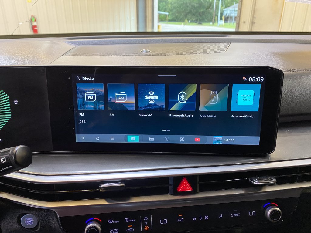 Used 2025 Kia Sorento EX w/ Panoramic Sunroof Package FWD image 41