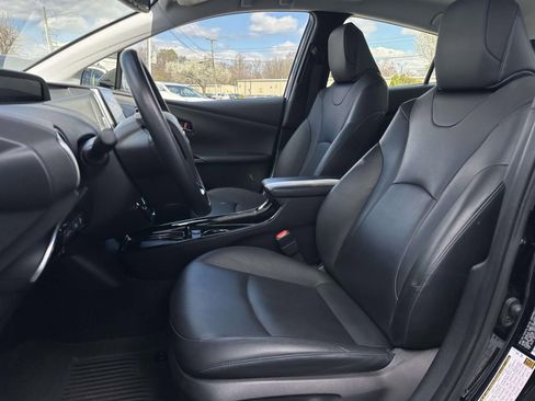 Used 2022 Toyota Prius Limited image 15