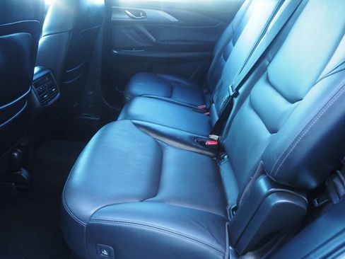 Used 2022 MAZDA CX-9 Touring image 19