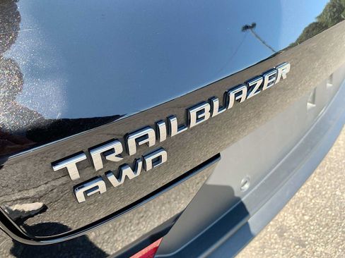 Used 2021 Chevrolet TrailBlazer LS AWD/4WD image 27