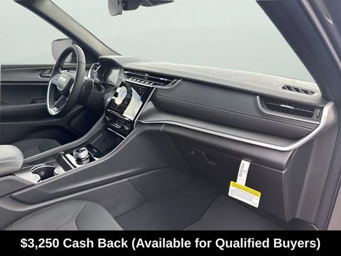 New 2025 Jeep Grand Cherokee Laredo X w/ Luxury Tech Group I RWD image 18