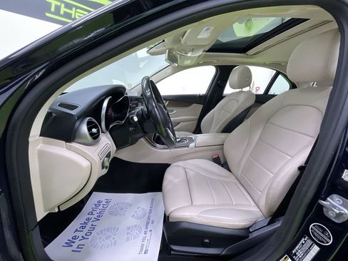 Used 2019 Mercedes-Benz C 300 4MATIC Sedan image 17