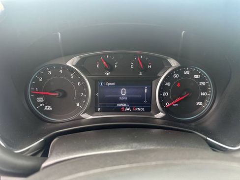 Used 2020 Chevrolet Equinox LT w/ Driver Convenience Package AWD/4WD image 14