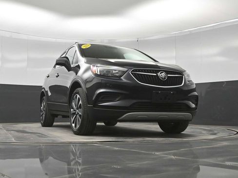 Used 2022 Buick Encore Preferred w/ Safety Package II AWD/4WD image 31