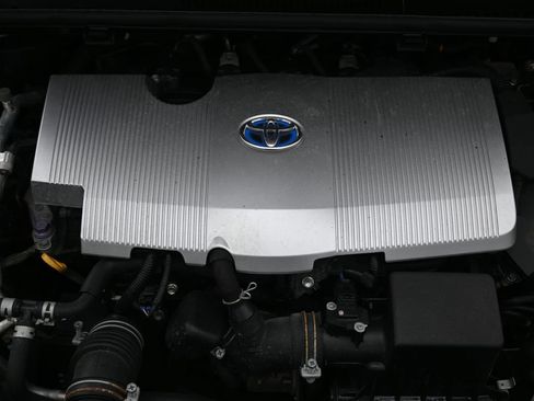 Used 2018 Toyota Prius Prime Plus FWD image 42