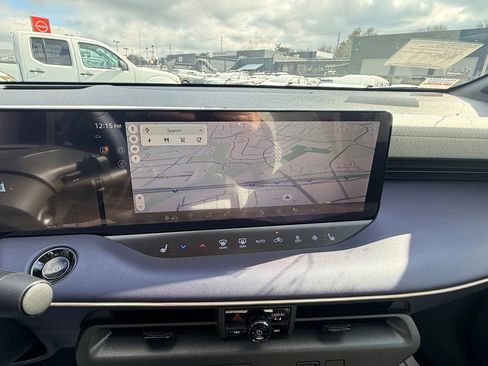 New 2026 Nissan Leaf Platinum+ image 17