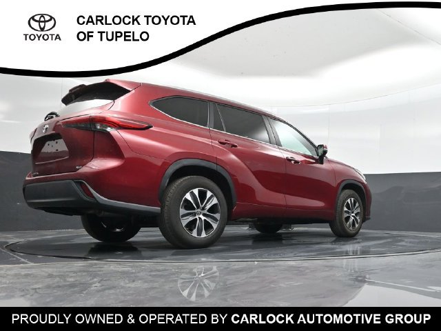 Used 2023 Toyota Highlander XLE FWD image 57