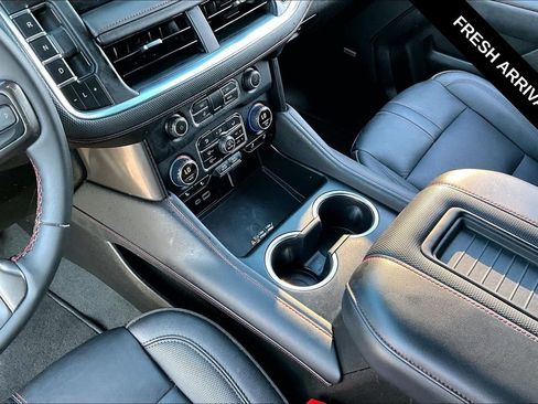 Used 2023 Chevrolet Suburban RST w/ Sport Performance Package AWD/4WD image 8