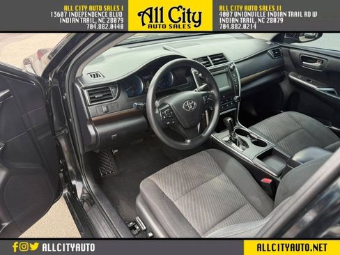 Used 2016 Toyota Camry LE FWD image 10