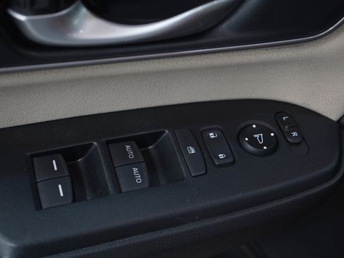 Used 2018 Honda CR-V EX image 20