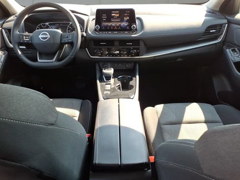 Used 2026 Nissan Rogue SV w/ Cold Weather Package FWD image 13