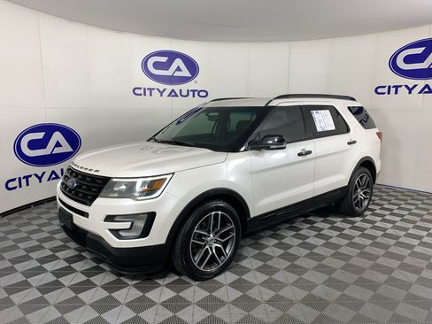 Used 2016 Ford Explorer Sport w/ Equipment Group 401A AWD/4WD image 7