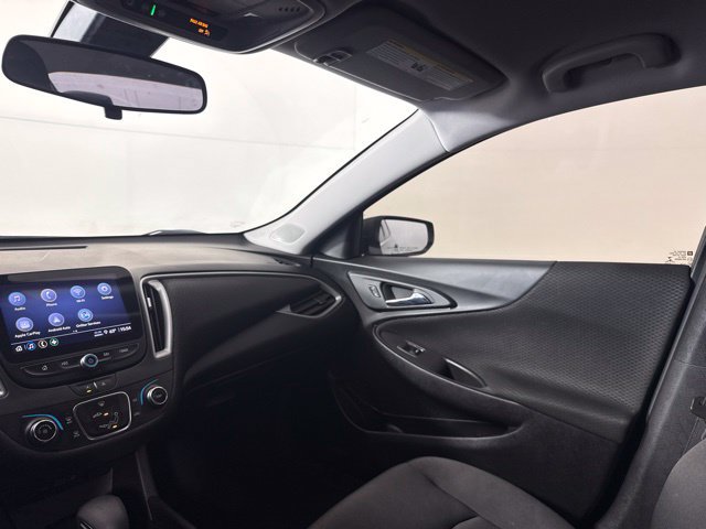 Used 2022 Chevrolet Malibu LS FWD image 27