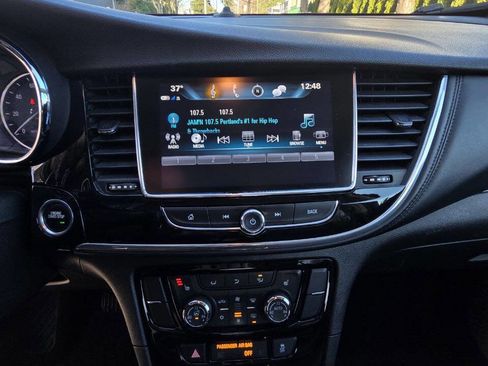 Used 2020 Buick Encore Essence image 13