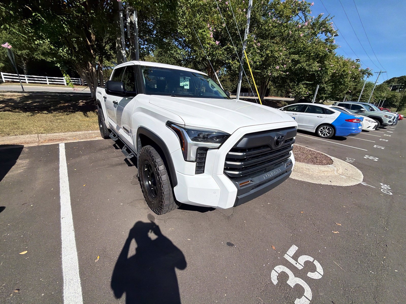 Used 2023 Toyota Tundra SR5 w/ SR5 Convenience Package AWD/4WD image 11
