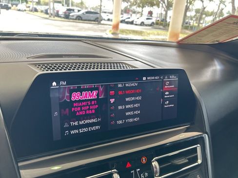 Used 2020 BMW M8 Convertible image 7