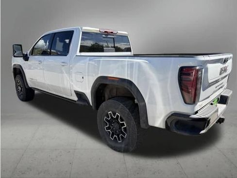Used 2024 GMC Sierra 2500 AT4X AWD/4WD image 5
