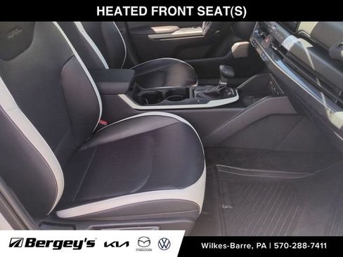 Certified 2025 Kia K4 GT-Line w/ GT-Line Premium Package FWD image 28