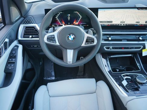 New 2026 BMW X5 xDrive40i w/ M Sport Package image 16