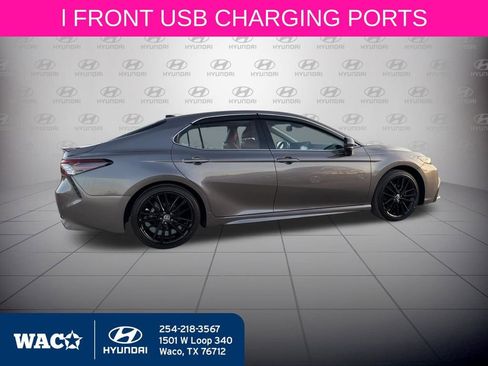 Used 2021 Toyota Camry XSE image 12