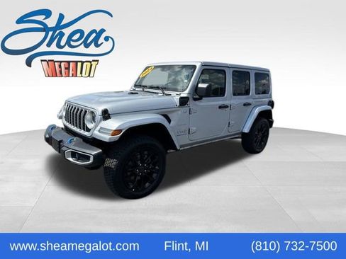 Used 2024 Jeep Wrangler Unlimited Sahara image 1